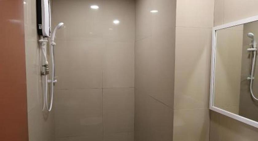 Place2Stay @ Campus Hub クチン エクステリア 写真